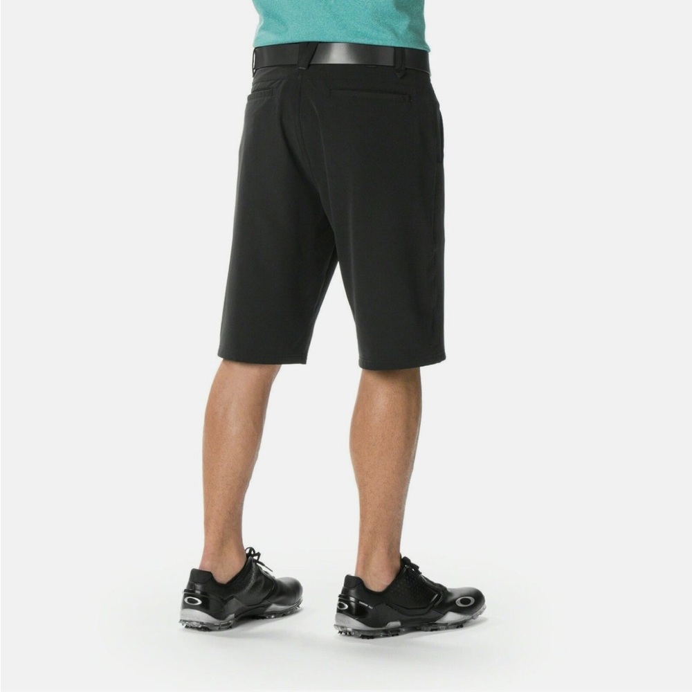 NEW! Mens Oakley Take 2.5 Golf Short Classic Jet Black Size 33 [441931-01K] - Picture 10 of 12